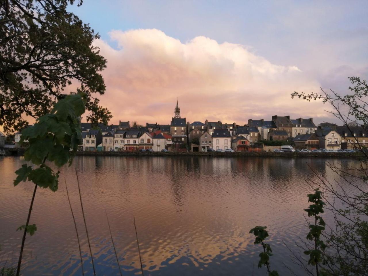 Lady Of The Lake Huelgoat Exterior foto